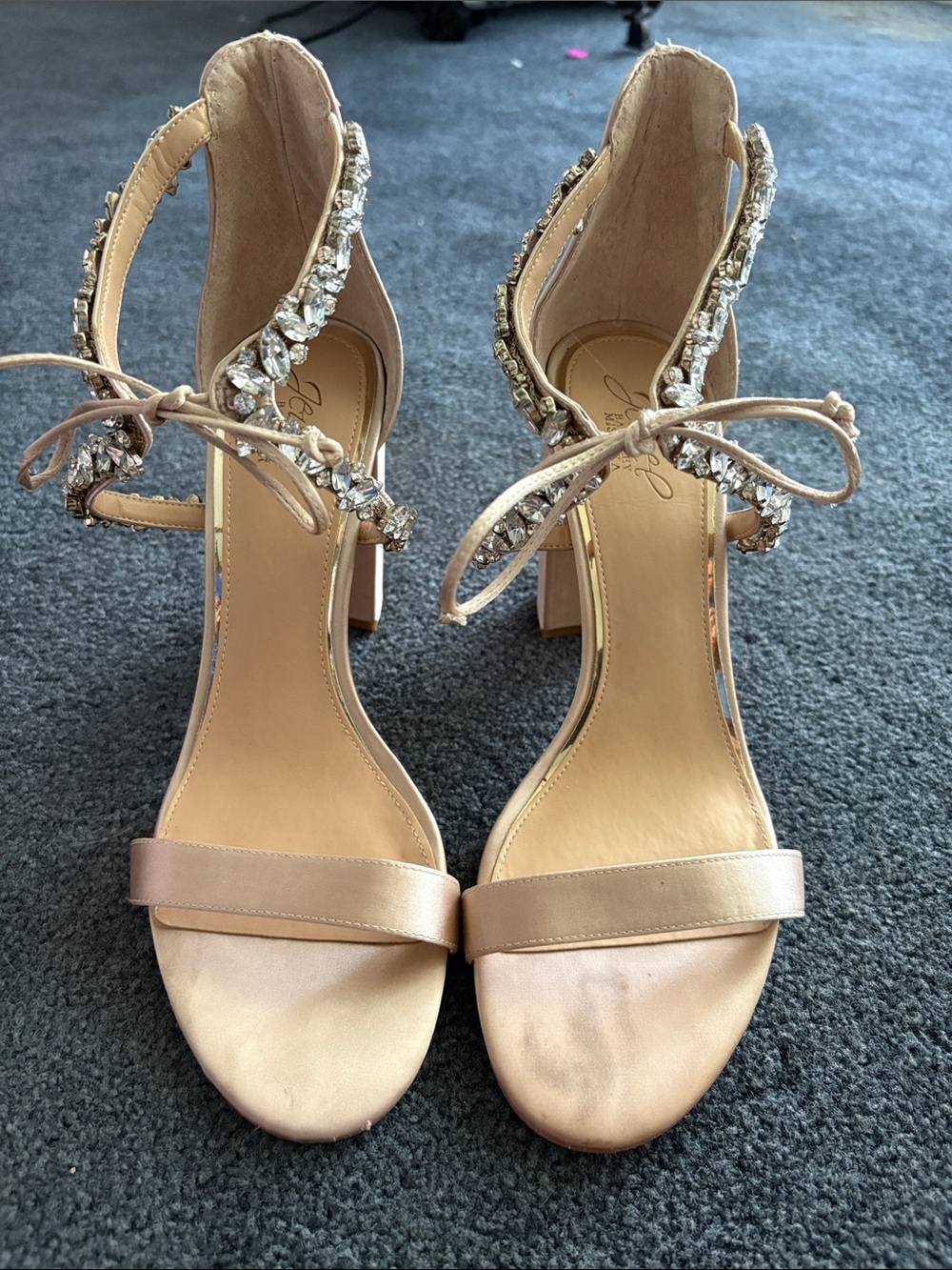 Jewel Badgley Mischka Thamar Champagne Satin Rhinestone Heels Size 10